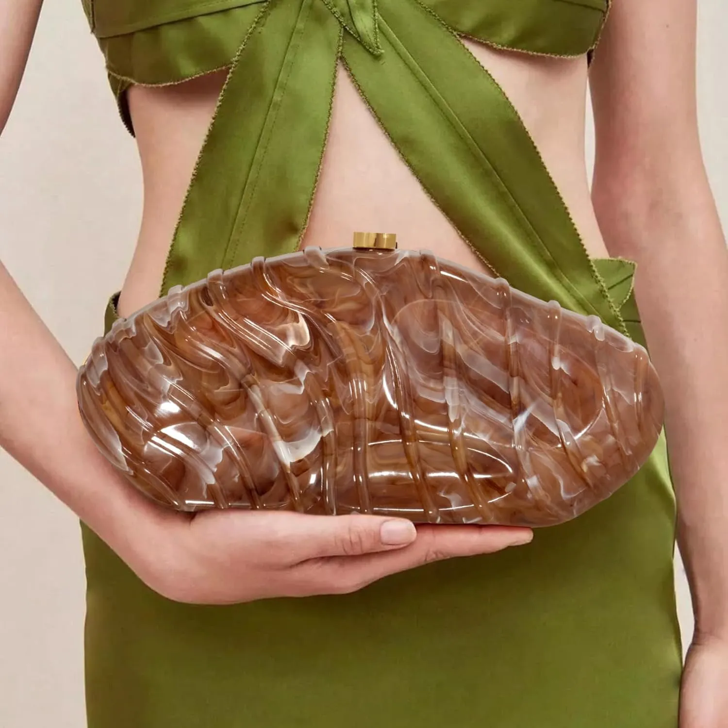 Acrylic Clutch Purse for Women Evening Bag, Irregular Shell Acrylic Purse Box Clutch with Chain for Party Wedding Prom
