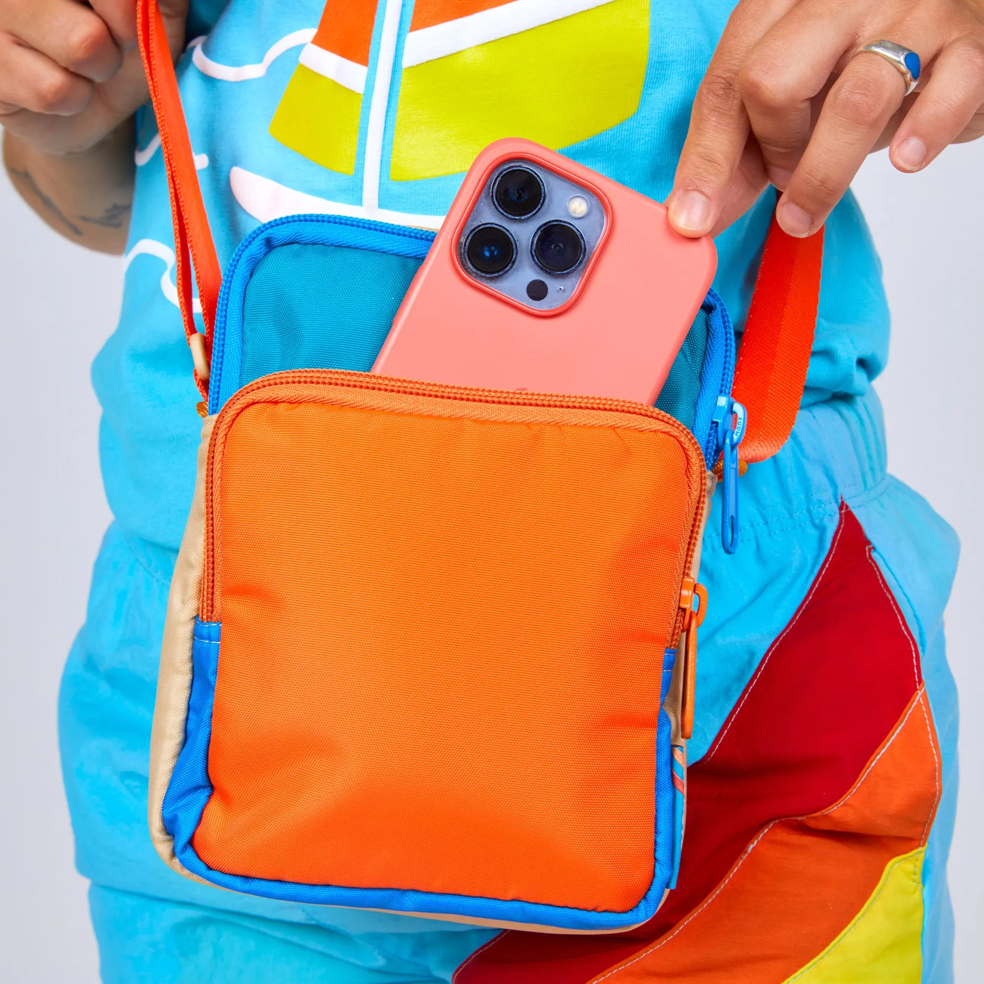 Heat Wave Sidekick Sling