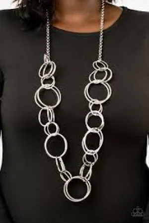 Paparazzi Accessories  - Natural-Born RINGLEADER #N197 Peg- Silver Necklace